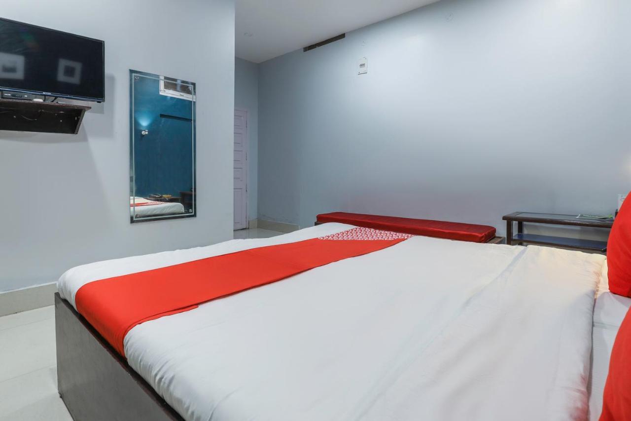 Oyo Rianna Inn Guwahati Ngoại thất bức ảnh